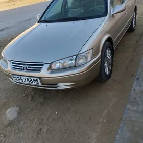 Toyota Camry 1998