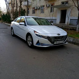 Hyundai Elantra 2021