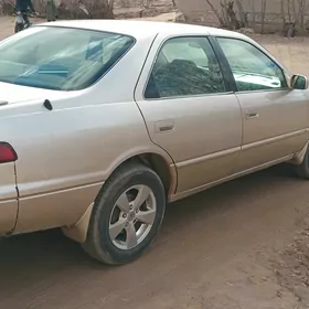 Toyota Camry 1997