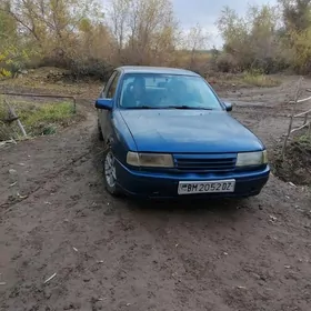 Opel Vectra 1992