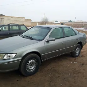 Toyota Camry 1998