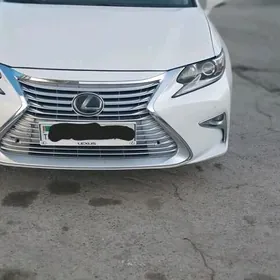 Lexus ES350 2016