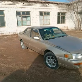 Toyota Camry 1993