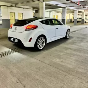 Hyundai Veloster 2012