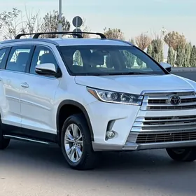 Toyota Highlander 2019