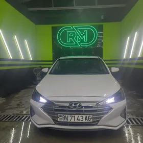 Hyundai Elantra 2019