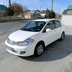 Nissan Versa 2010