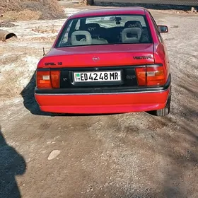 Opel Vectra 1991