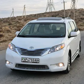 Toyota Sienna 2010