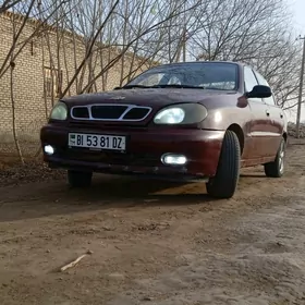 Daewoo Lanos 1998