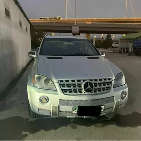 Mercedes-Benz E500 2008