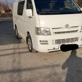 Toyota Hiace 2006