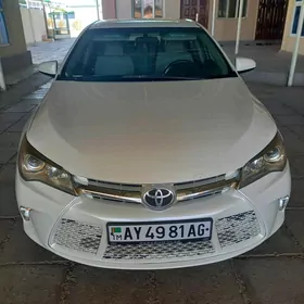 Toyota Camry 2015