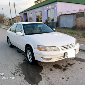 Toyota Camry 2000