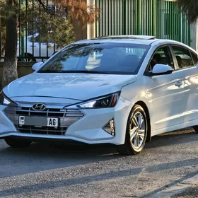 Hyundai Elantra 2020