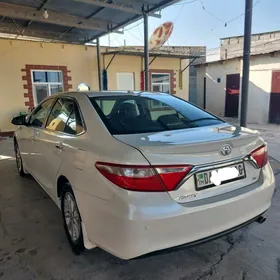 Toyota Camry 2016