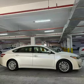 Toyota Avalon 2013