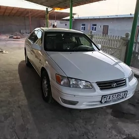 Toyota Camry 2000