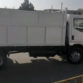 Mitsubishi Canter 2000