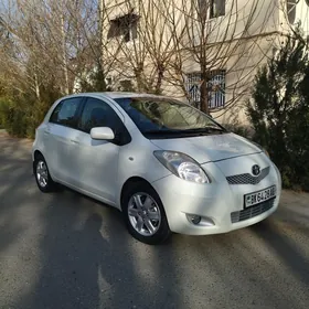 Toyota Yaris 2010