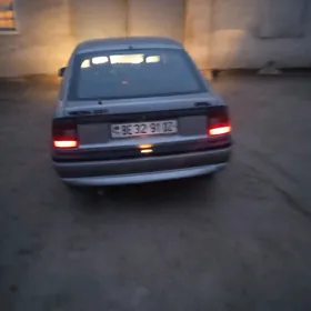 Opel Vectra 1993