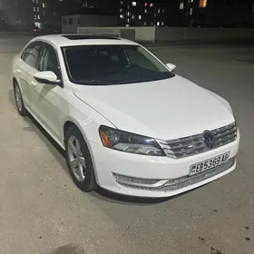 Volkswagen Passat 2012