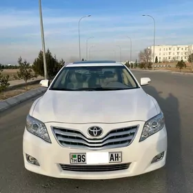 Toyota Camry 2010