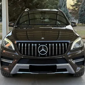 Mercedes-Benz ML350 2013