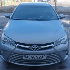 Toyota Camry 2016