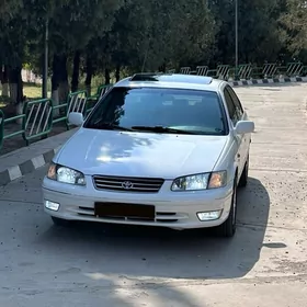 Toyota Camry 1998