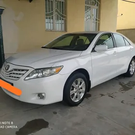 Toyota Camry 2010