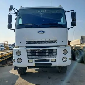 Ford Cargo 3535D 2015