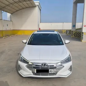 Hyundai Elantra 2020