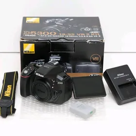 Nikon D5300 body