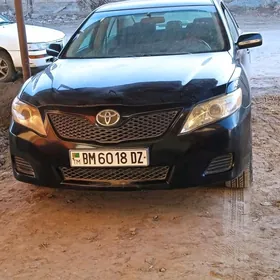 Toyota Camry 2010