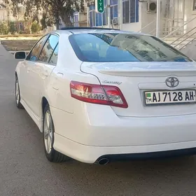 Toyota Camry 2011