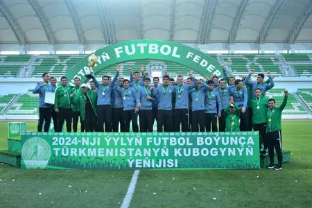 “Arkadag” futbol kluby bassyr ikinji ýyl Türkmenistanyň Kubogyny aldy