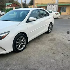 Toyota Camry 2016