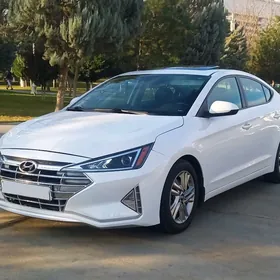 Hyundai Elantra 2019