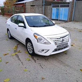 Nissan Versa 2018