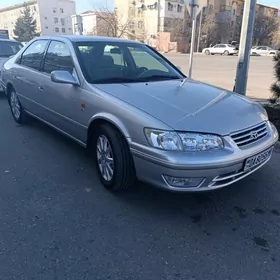 Toyota Camry 2002