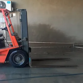 Kara Forklift 2015