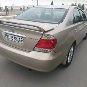 Toyota Camry 2004