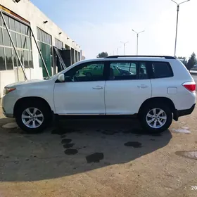 Toyota Highlander 2011