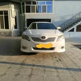 Toyota Camry 2010