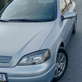 Opel Astra 2003