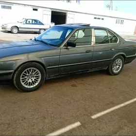 BMW 525 1989