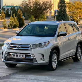 Toyota Highlander 2018