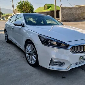 Kia Cadenza 2017