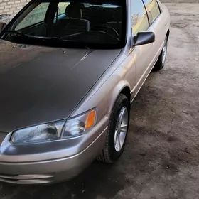 Toyota Camry 1998